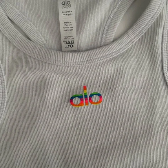 Alo Yoga Aspire Rainbow Tank - Picture 2 of 2